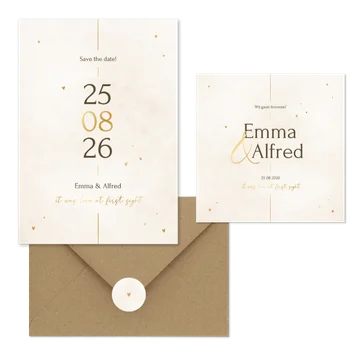 Minimalistische trouwset met gouden details